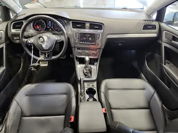 3VWH17AUXHM532310 2017 VOLKSWAGEN GOLF - Image 8
