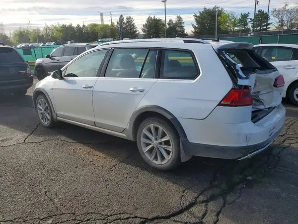 3VWH17AUXHM538950 2017 VOLKSWAGEN GOLF - Image 2