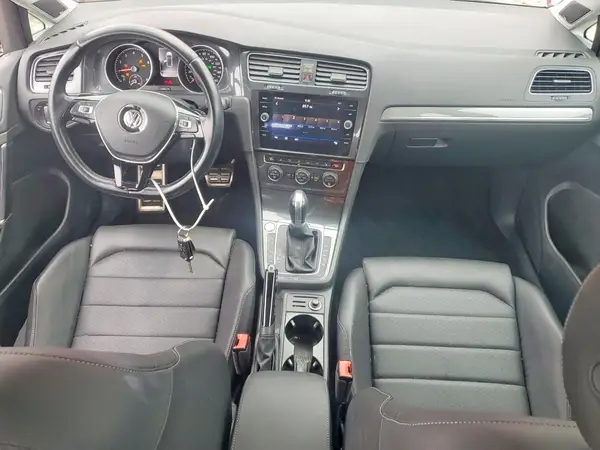 3VWH17AUXJM754528 2018 VOLKSWAGEN GOLF - Image 8