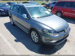 3VWH17AUXJM759678 2018 VOLKSWAGEN GOLF
