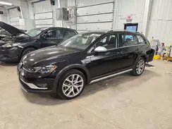 3VWH17AUXKM513151 2019 VOLKSWAGEN GOLF