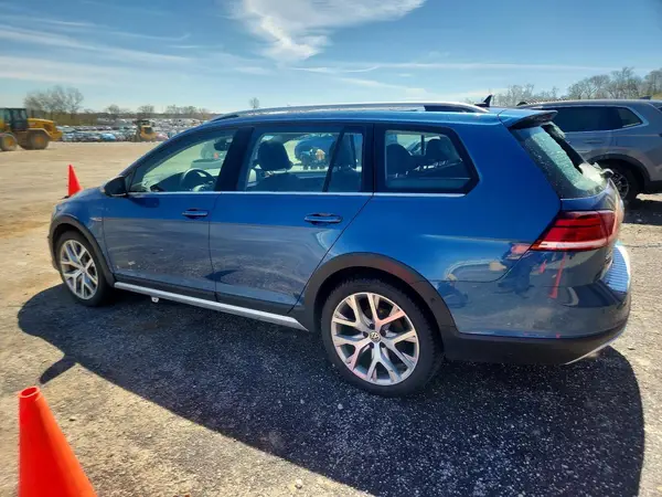 3VWH17AUXKM520245 2019 VOLKSWAGEN GOLF - Image 2