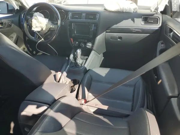 3VWL07AJ1GM327170 2016 VOLKSWAGEN JETTA - Image 8