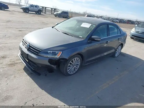 3VWL07AJ2GM237400 2016 VOLKSWAGEN JETTA - Image 2