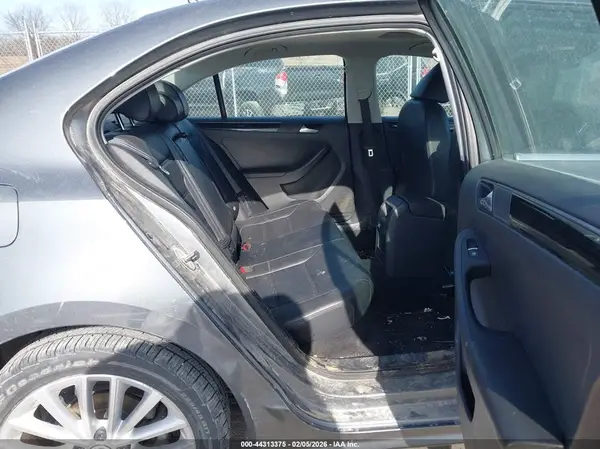 3VWL07AJ2GM237400 2016 VOLKSWAGEN JETTA - Image 8