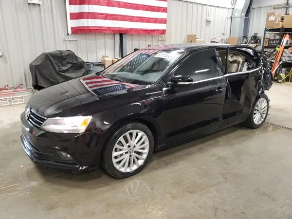 3VWL07AJ2GM237980 2016 VOLKSWAGEN JETTA - Image 1