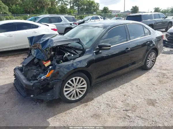 3VWL07AJ2GM259395 2016 VOLKSWAGEN JETTA - Image 2