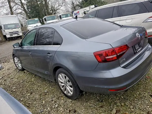 3VWL07AJ2GM373834 2016 VOLKSWAGEN JETTA - Image 2