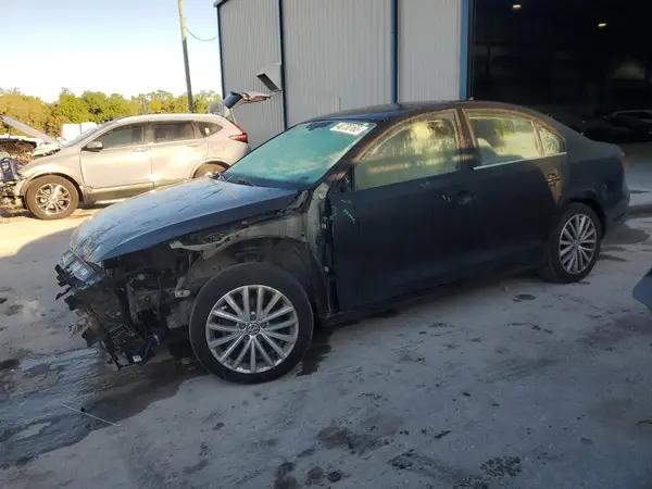 3VWL07AJ3GM411667 2016 VOLKSWAGEN JETTA - Image 1