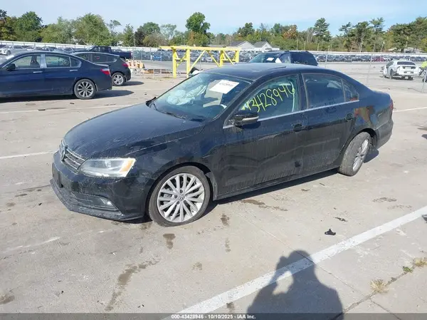 3VWL07AJ4GM213177 2016 VOLKSWAGEN JETTA - Image 2
