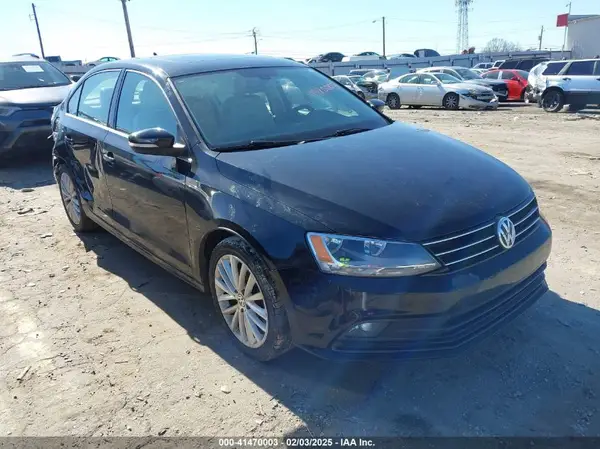 3VWL07AJ5GM212572 2016 VOLKSWAGEN JETTA - Image 1