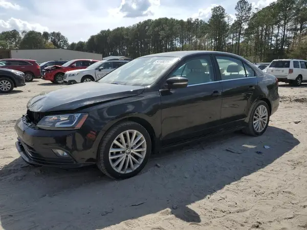 3VWL07AJ5GM307763 2016 VOLKSWAGEN JETTA - Image 1