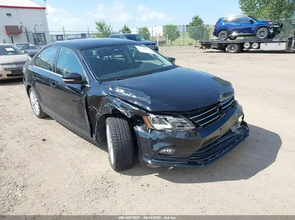 3VWL07AJ5GM361287 2016 VOLKSWAGEN JETTA - Image 1