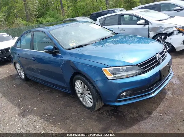 3VWL07AJ7GM237103 2016 VOLKSWAGEN JETTA - Image 1