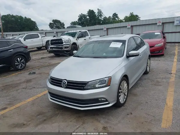 3VWL07AJ7GM333393 2016 VOLKSWAGEN JETTA - Image 2