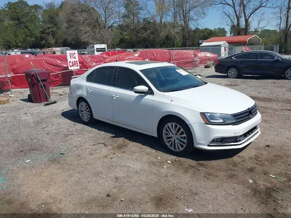 3VWL07AJ8GM257733 2016 VOLKSWAGEN JETTA - Image 1