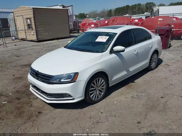 3VWL07AJ8GM257733 2016 VOLKSWAGEN JETTA - Image 2