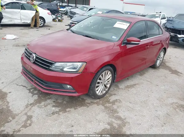 3VWL07AJ8GM259000 2016 VOLKSWAGEN JETTA - Image 2