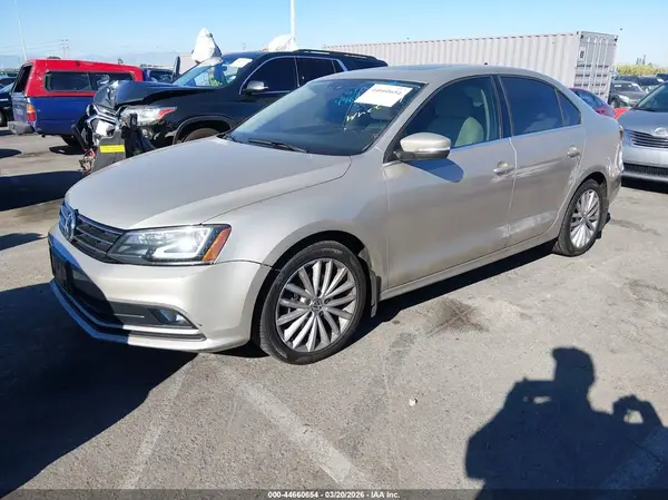 3VWL07AJ8GM321415 2016 VOLKSWAGEN JETTA - Image 2