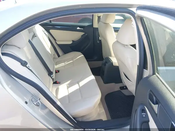 3VWL07AJ8GM321415 2016 VOLKSWAGEN JETTA - Image 8