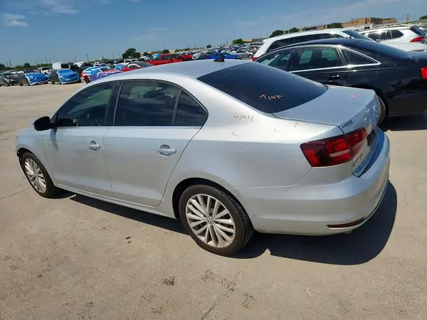 3VWL07AJ8GM332740 2016 VOLKSWAGEN JETTA - Image 2