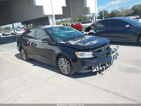 3VWL07AJ9GM217435 2016 VOLKSWAGEN JETTA - Image 1
