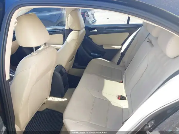 3VWL07AJ9GM217435 2016 VOLKSWAGEN JETTA - Image 8