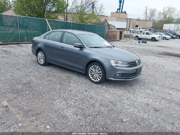 3VWL17AJ0GM213058 2016 VOLKSWAGEN JETTA - Image 1
