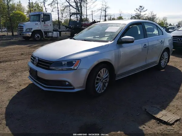 3VWL17AJ0GM217983 2016 VOLKSWAGEN JETTA - Image 2