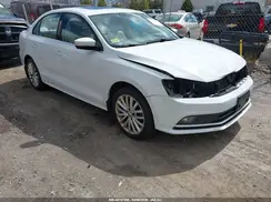 3VWL17AJ0GM264933 2016 VOLKSWAGEN JETTA
