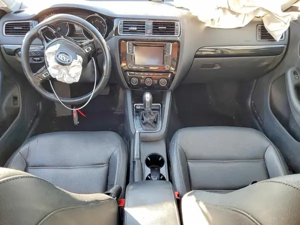 3VWL17AJ0HM218018 2017 VOLKSWAGEN JETTA - Image 8