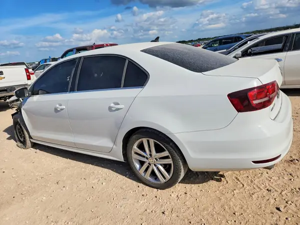 3VWL17AJ0HM399735 2017 VOLKSWAGEN JETTA - Image 2