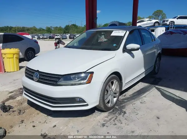 3VWL17AJ0HM409955 2017 VOLKSWAGEN JETTA - Image 2