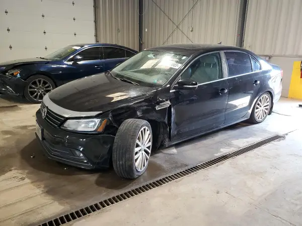 3VWL17AJ1GM206569 2016 VOLKSWAGEN JETTA - Image 1