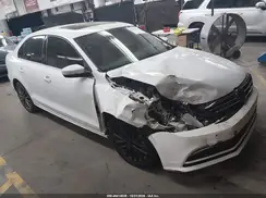 3VWL17AJ1GM214719 2016 VOLKSWAGEN JETTA