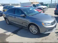 3VWL17AJ1GM215675 2016 VOLKSWAGEN JETTA