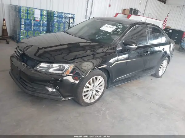 3VWL17AJ1GM230354 2016 VOLKSWAGEN JETTA - Image 2