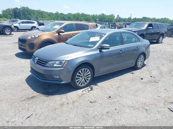 3VWL17AJ1GM332298 2016 VOLKSWAGEN JETTA - Image 2