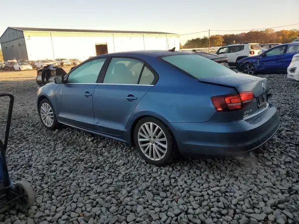 3VWL17AJ1GM358013 2016 VOLKSWAGEN JETTA - Image 2