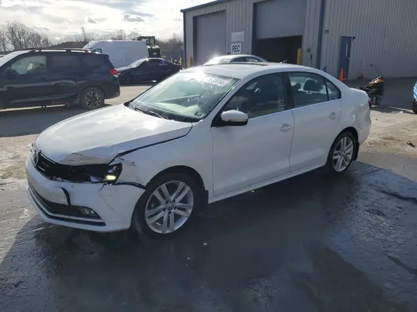 3VWL17AJ1GM409784 2016 VOLKSWAGEN JETTA - Image 1