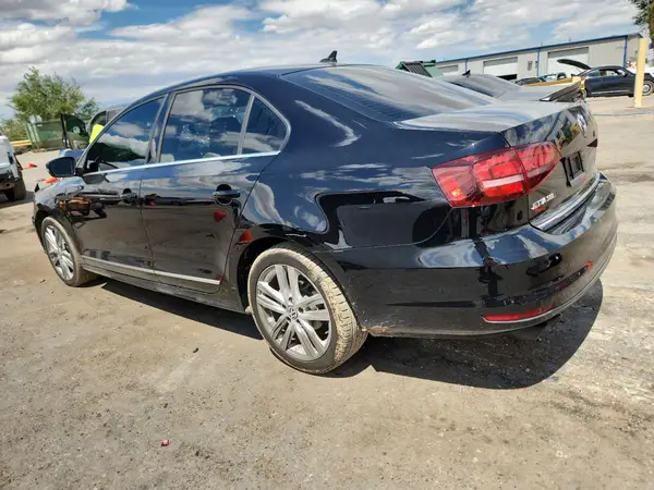 3VWL17AJ1HM242182 2017 VOLKSWAGEN JETTA - Image 2
