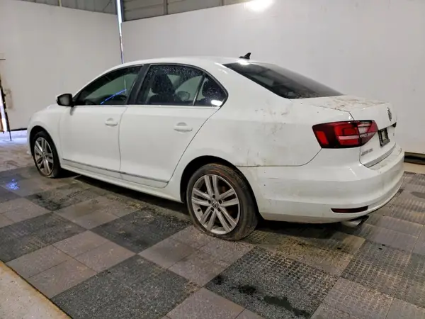 3VWL17AJ1HM291057 2017 VOLKSWAGEN JETTA - Image 2
