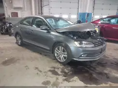 3VWL17AJ1HM394379 2017 VOLKSWAGEN JETTA