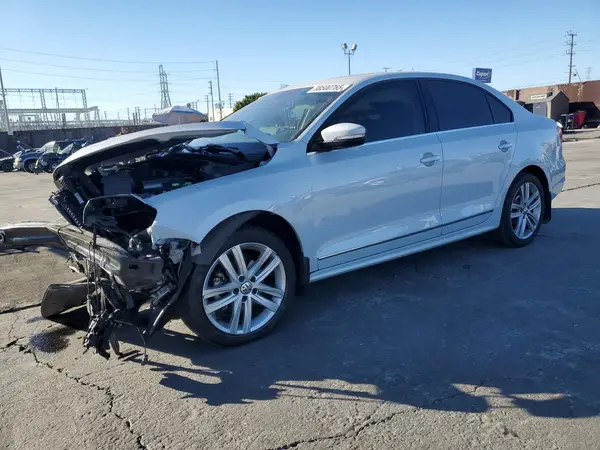 3VWL17AJ1HM412167 2017 VOLKSWAGEN JETTA - Image 1
