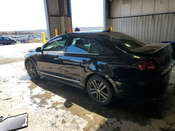 3VWL17AJ1JM207809 2018 VOLKSWAGEN JETTA - Image 2