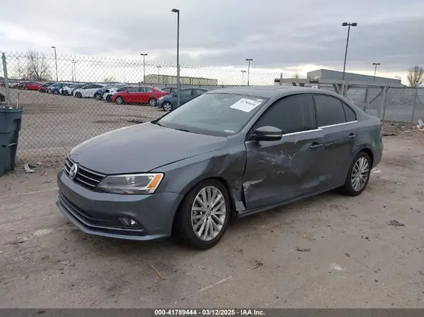 3VWL17AJ2GM238110 2016 VOLKSWAGEN JETTA - Image 2