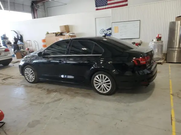 3VWL17AJ2GM247745 2016 VOLKSWAGEN JETTA - Image 2