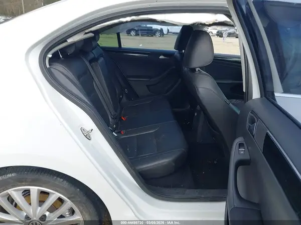 3VWL17AJ2GM345528 2016 VOLKSWAGEN JETTA - Image 8