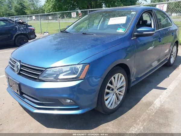 3VWL17AJ2GM363642 2016 VOLKSWAGEN JETTA - Image 2