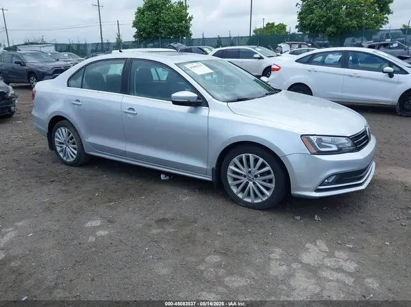 3VWL17AJ2GM366041 2016 VOLKSWAGEN JETTA - Image 1